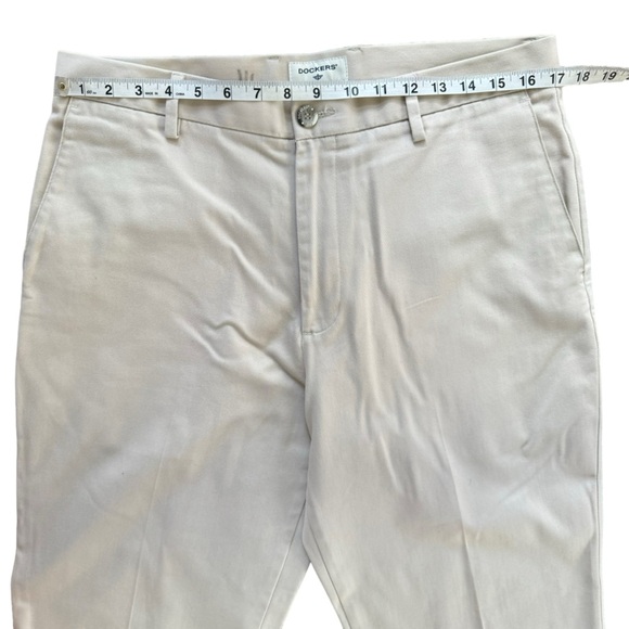 Docker Men's Classic Fit Light‎ Karki Pants  Size W34/L30 - Picture 6 of 10